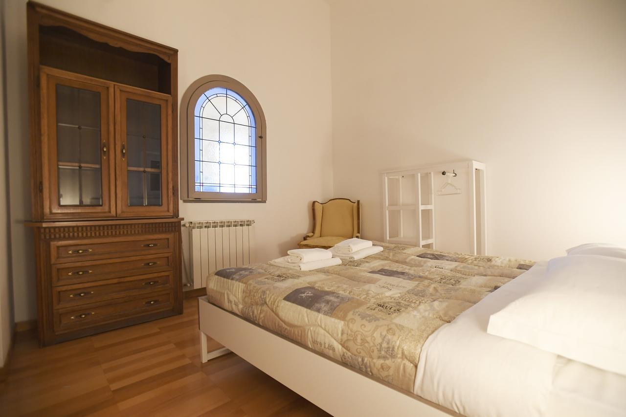 Lo Chalet Рим Екстериор снимка