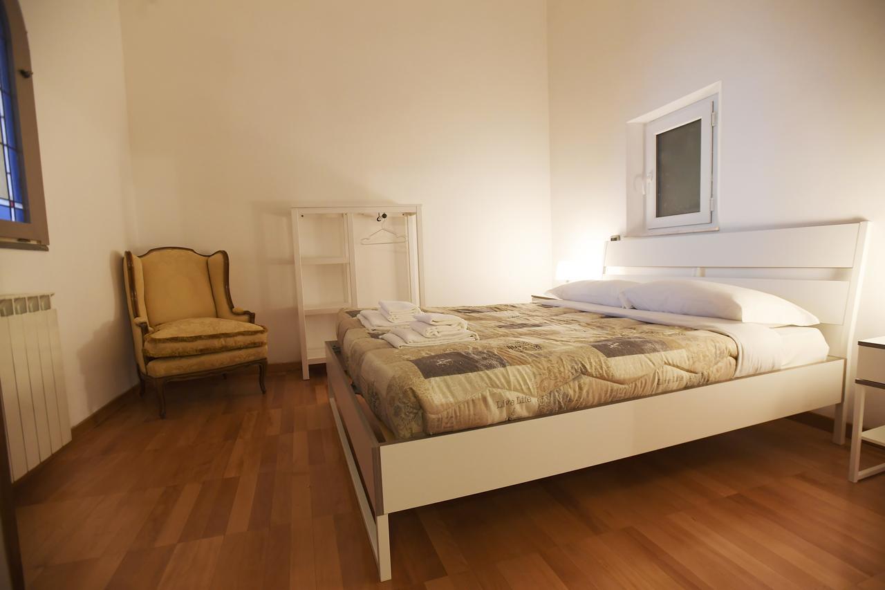Lo Chalet Рим Екстериор снимка